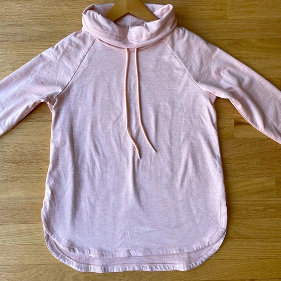 Eddie Bauer Pullover Size Medium in Excellent Condition - Picture 4 of 8